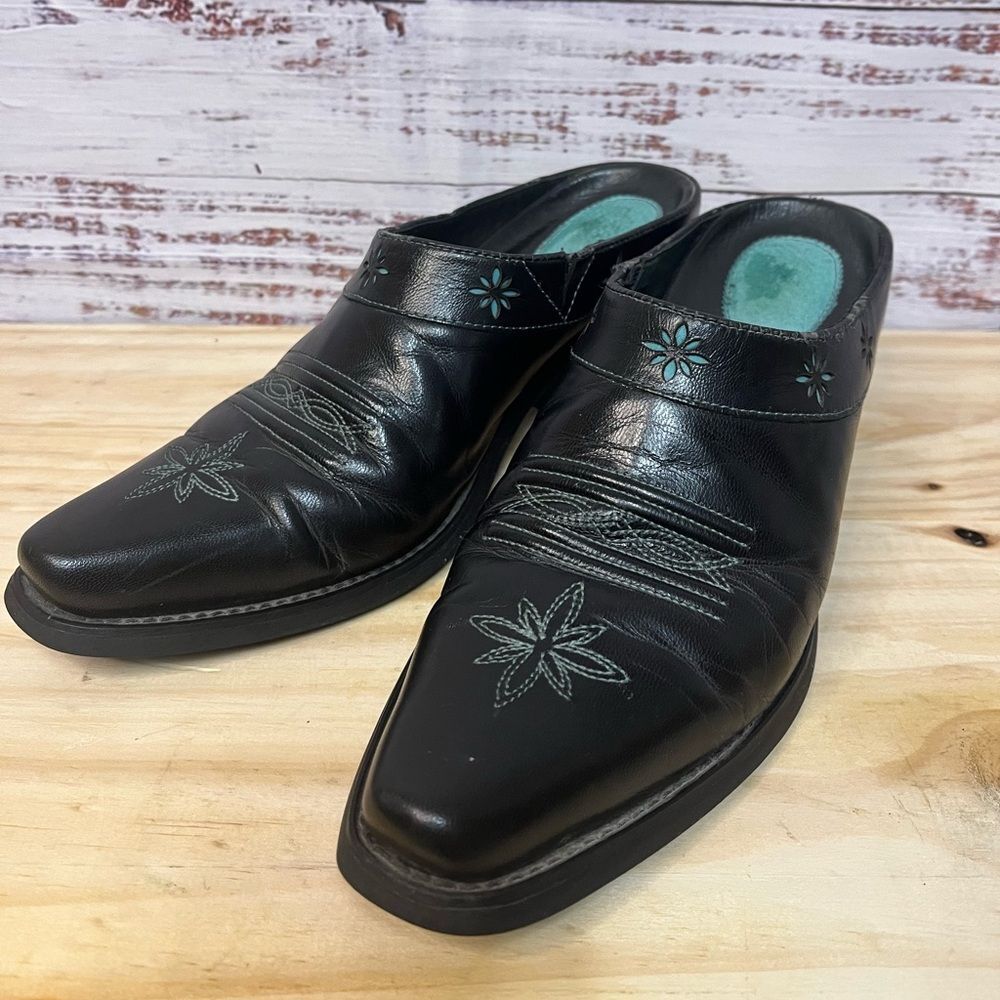 ARIAT 13301 WESTERN COWBOY MULE BOOTIE POINTY TOE BLACK TURQUOISE WOMEN’S 7B